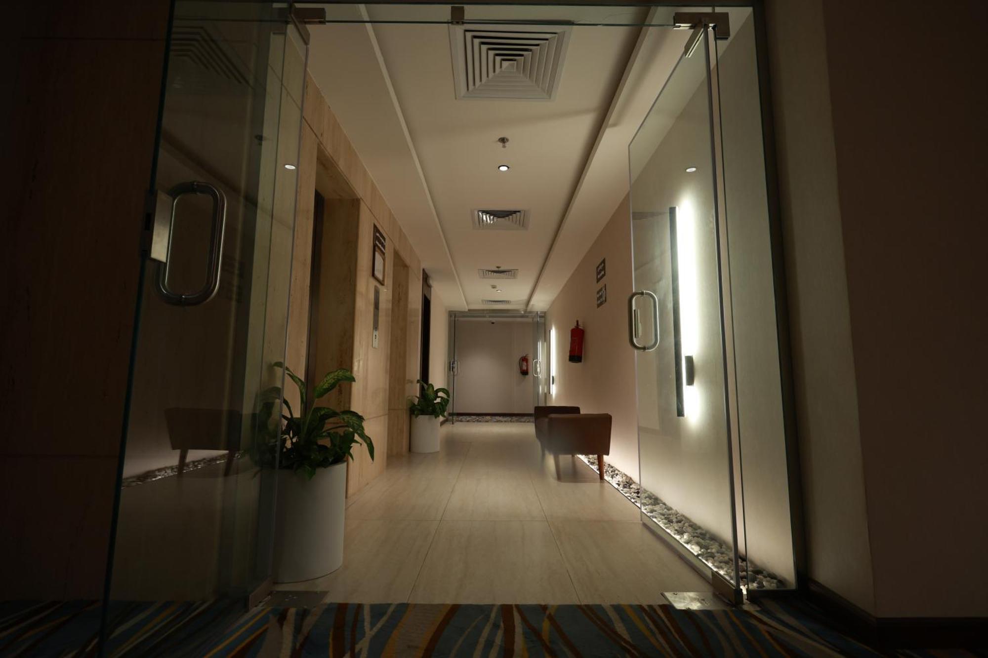 Samt Inn Hotel Riyadh Bagian luar foto
