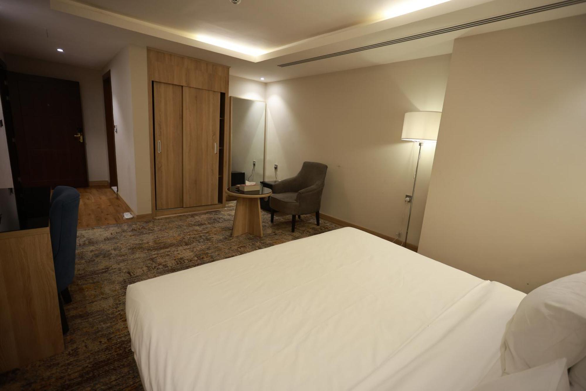 Samt Inn Hotel Riyadh Bagian luar foto